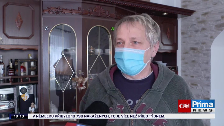 Jeďte, jako v GTAčku! křičela žena: Záchranáři byli jejím skokem ze sanitky překvapeni