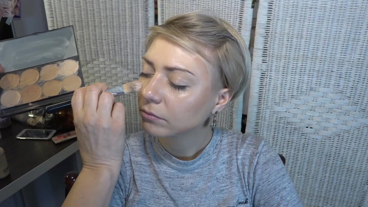 Vizážistka Claudie: Naučím vás přirozeně vystínovat obličej během pár minut, sledujte!