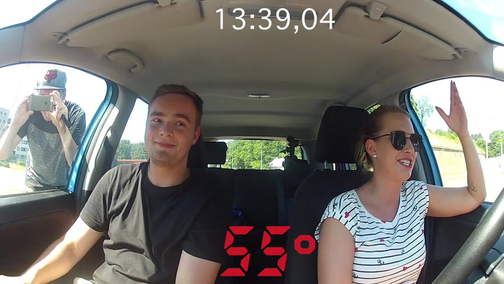 Jak dlouho přežijete v rozpáleném autě? Naši redaktoři podstoupili drsný zatěžkávací test