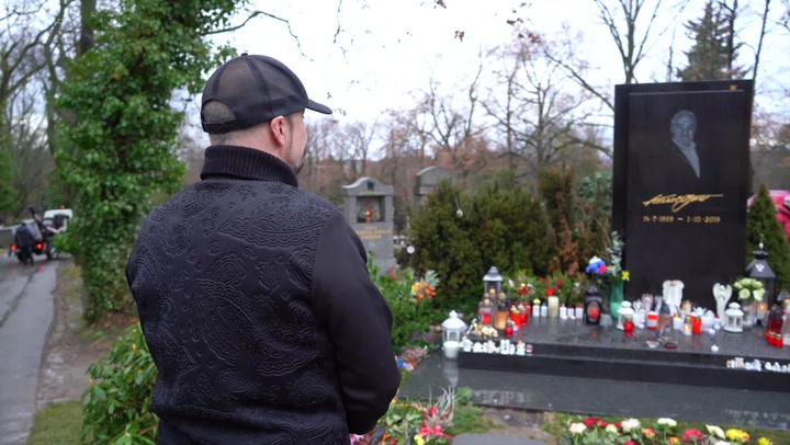 Bohuš Matuš se přišel poklonit památce Karla Gotta