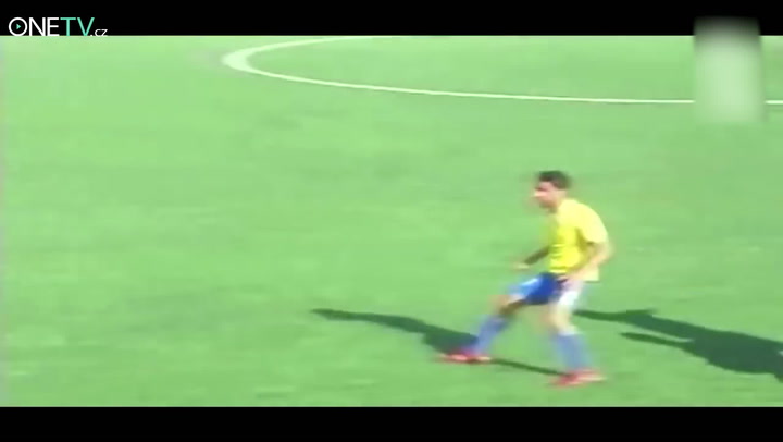 Rvačky na hřišti: Tak to dopadá, když rozhodčí špatně píská!