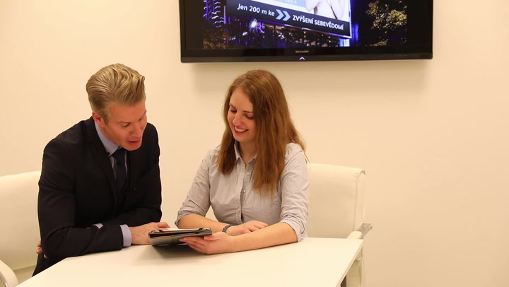 Odborník na plastiky Robert Paulat si tentokrát posvítil na Daisy Lee: Jakou pálku zaplatila, aby z ní byla top pornorajda?