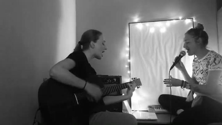 Barbora Piešová má zpěv v krvi: Sestra Lenka má také zlato v hrdle