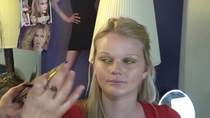 Trendy pro líčení na jaro 2016? Vizážistka celebrit prozradí, jak být IN!