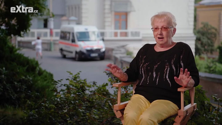 Důchodkyně bojovala s koronavirem dlouhé týdny. Přežila díky lékařům i rodině