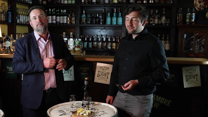 Whisky a sýr je neskutečná lahůdka. Podívejte se, jak najít dokonalou kombinaci