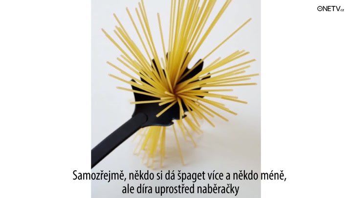 K čemu slouží otvor na naběračce na špagety? Tohle jste asi nevěděli!