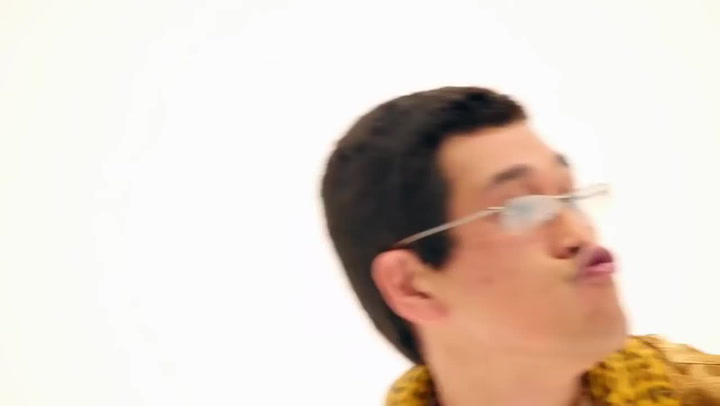 Na tohle čekal celý internet. Jak skončí známá virální píseň Pen-Pineapple-Apple-Pen?