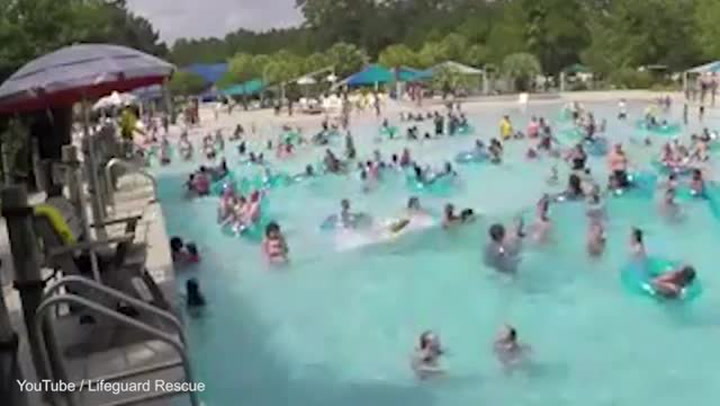 Neuvěřitelná reakce! Tříletá holčička se topila v bazénu, plavčík bleskově zasáhnul!