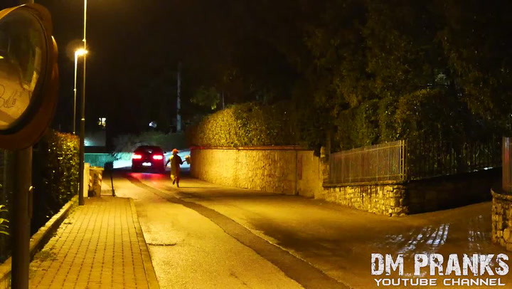 Hodně špatný prank. Svět se bojí klaunů, parta „vtipálků“ natočila tohle děsivé video