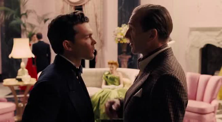 Scarlett Johansson je v novém filmu ze zlatých let Hollywoodu nadpozemsky krásná!