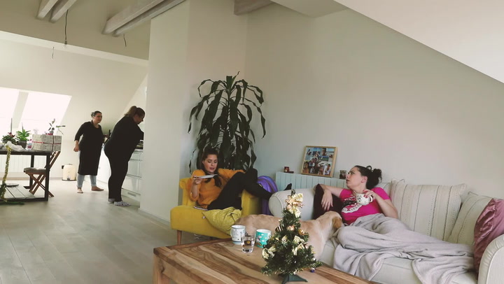 Vánoční pohodička? Takhle vypadá typická česká rodinka!