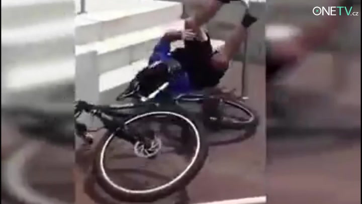 Chuck Norris a jeho vůbec nejvtipnější video: Tohle vážně musíte vidět!