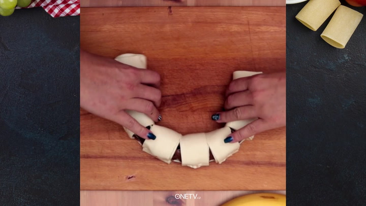 To chceš! Dezert přeplněný čokoládou nutella je excelentní!