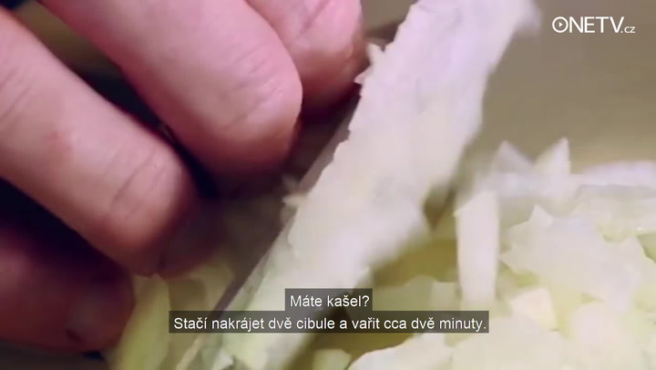 Trápí vás otravná zimní chřipka? 5 triků našich babiček, které zaručeně fungují