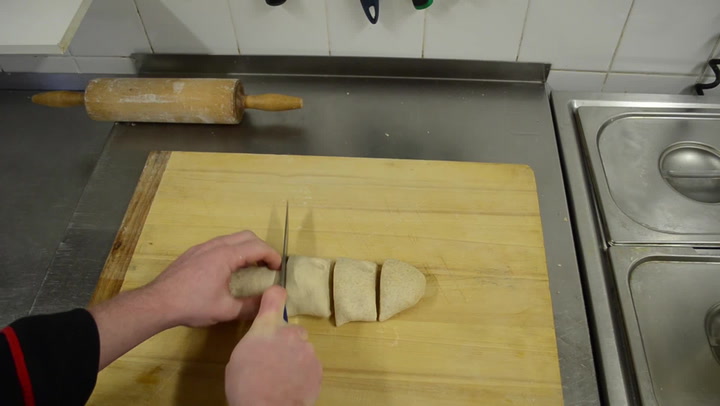 Něco málo z Indie: Upéct placku chapati zvládnete taky! Ze tří surovin a za pár minut