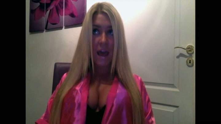 Pink poradna: Jsem terčem posměchu! Žloutne mi pleť, co mám dělat? Jmenuji se Chong