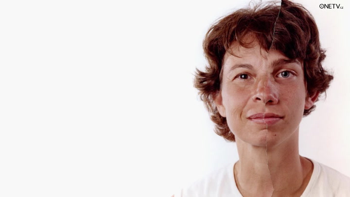 Fotograf zachytil rodiče a děti. Neuvěřitelná podoba dvou generací se stala hitem