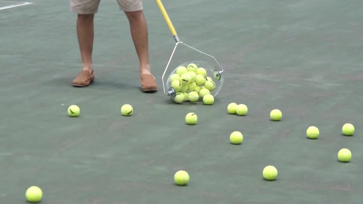 Geniální vynález! Jak posbírat věci ze země bez bolavých zad? To budete koukat