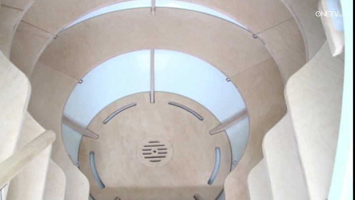 Konečně užitečný vynález! Revoluční lednice, která šetří peníze i životní prostředí!