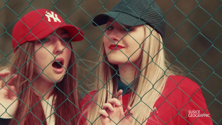 Vše pro přilákání samičky. Reklama na sušický skatepark ve stylu National Geographic je českým virálním hitem!