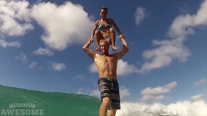 Lidé jsou úžasní: Z tohoto sestřihu nejlepších výkonů tohoto roku budete dojatí k slzám