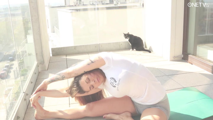 Jste unavení a bolí vás celé tělo? Cvičte s námi doma pár minut denně a je po problému!