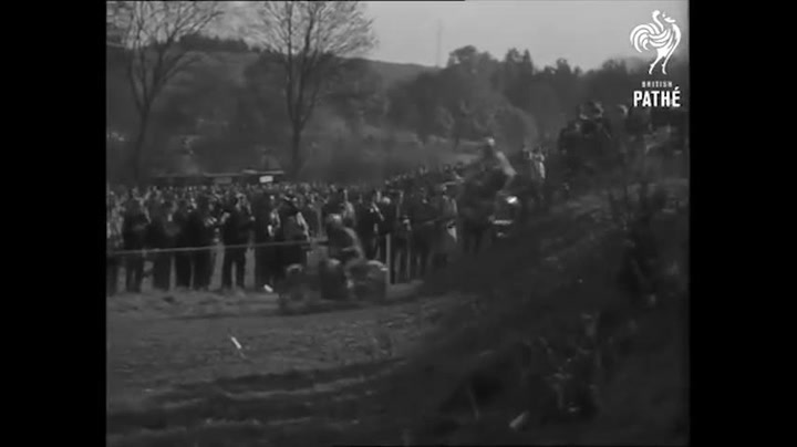 Takhle vypadali opravdoví chlapi! Historické záběry motokrosových závodů v Sedlčanech!