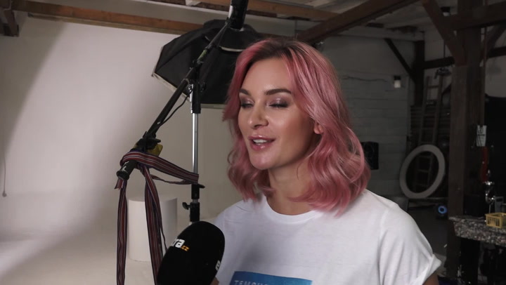 Herečka Bára Mottlová: Z prodavačky za kasou nejžhavější makléřka Česka