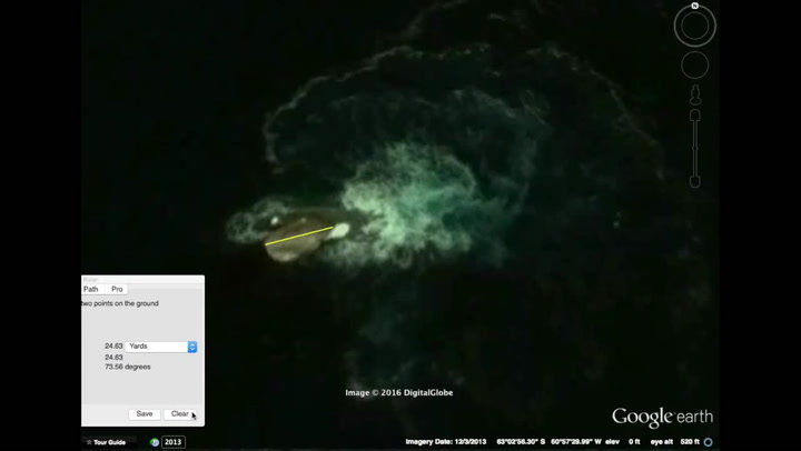 Kraken, dinosaurus nebo jen hromádka kamení? Internet rozdělil tenhle záhadný satelitní snímek