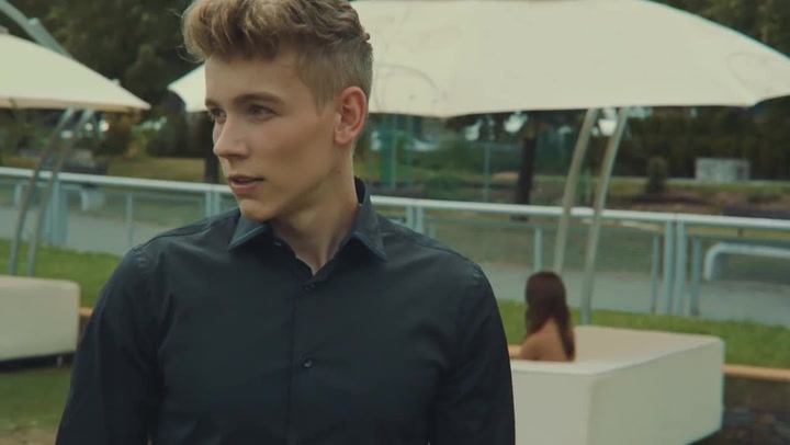 Český Justin Bieber? Timmy White vypustil do světa song od Eminemova skladatele!