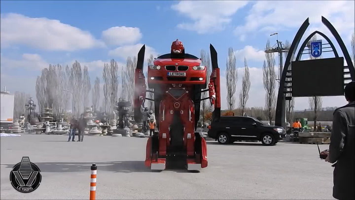 Turečtí inženýři se pochlapili, postavili transformera z bavoráku