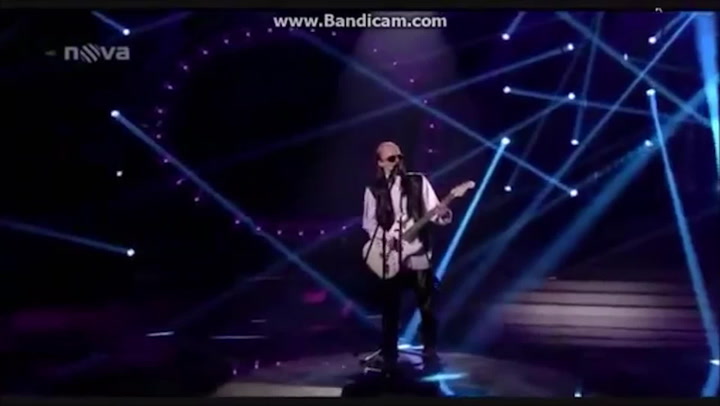 Marta Jandová se převlékla za vlastního otce. Tohle vystoupení z Tvojí tváře vám nesmí uniknout!