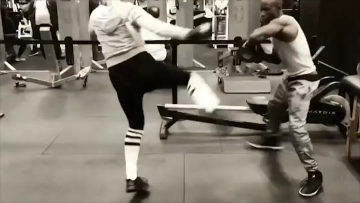 Kontroverzní Daisy Lee jde drsně do sebe! Nadávali mi, že jsem tlustá, teď jim ukážu!