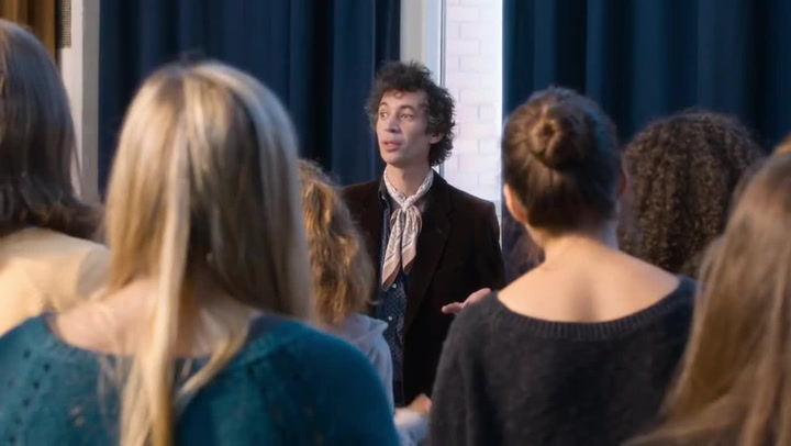 Pomoc hluché rodině nebo splnění snu? Krásnou zpěvačku čeká těžké rozhodnutí