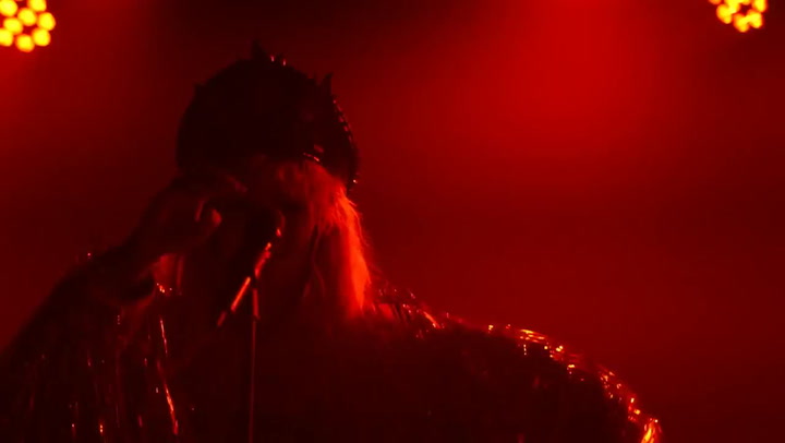 Nestihli jste živý koncert kapely MYDY na našem webu? Tady je záznam celého vystoupení