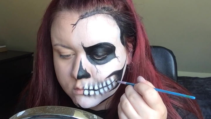 Nejlepší amatérská maskérka opět posouvá hranice! Tak reálné, až z toho mrazí!