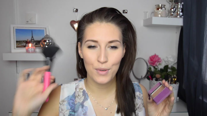 Drahé kupované suché šampony? Doma už jeden máte a ani o tom nevíte!