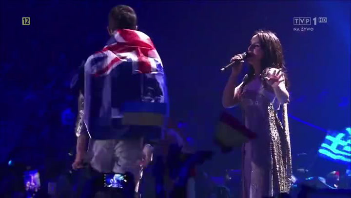 Sexy zpěvačka na Eurovizi nevěřila vlastním očím! Jak se dostala holá zadnice do přímého přenosu pro miliony lidí?