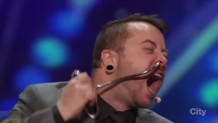 Nejdrsnější představení v talentu všech dob! Neuvěříte, co sám sobě provedl tenhle týpek