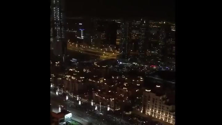 V Dubaji létaly ohňostroje, hned vedle se ale rozpoutalo skutečné ohnivé peklo