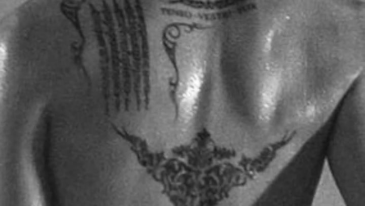 Znásilnění a tajný rituál plný krve! Je Angelina Jolie opravdu u Iluminátů?