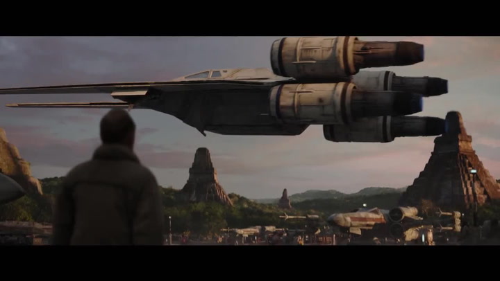 Darth Vader je zpátky! Podívejte se na strhující trailer k novým Star Wars