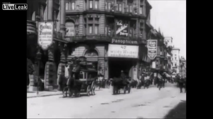 Unikátní video z 19. století! Takhle to vypadalo, když v Berlíně tahali tramvaje koně!