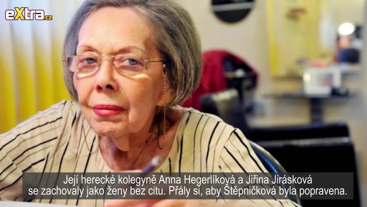 32 let od úmrtí herecké legendy Jiřiny Štěpničkové: Kolegyně Jiřina Jirásková si přála, aby komunisté její sokyni popravili