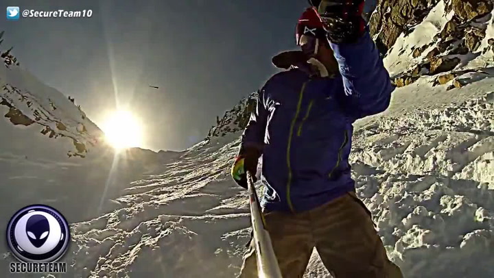 Natočil snowboardista náhodou vesmírnou loď? Tohle video nedá ufologům spát