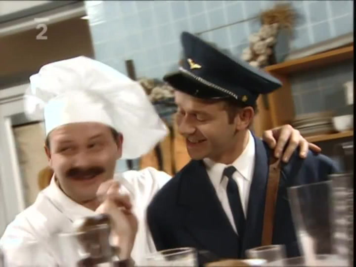 Místo na polévku pozval kuchař pošťáka na něco trochu jiného. Hodně drsná parodie
