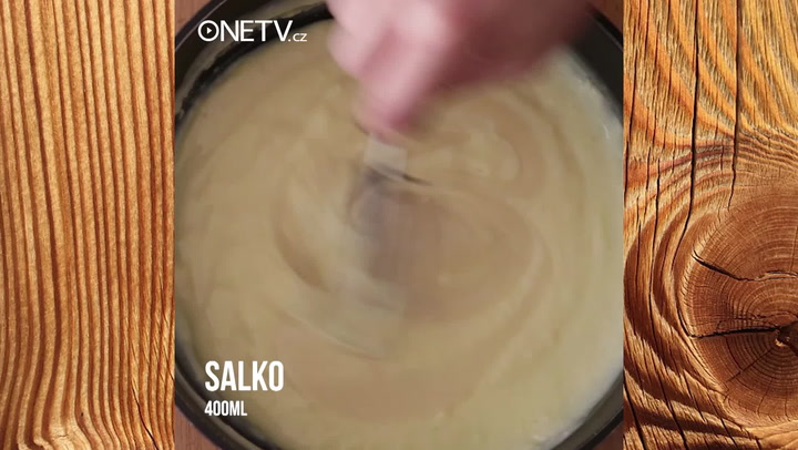 Mňamka nejen pro děti, jen za 3 minuty: Plněné čokoládové vajíčko chutná pohádkově!