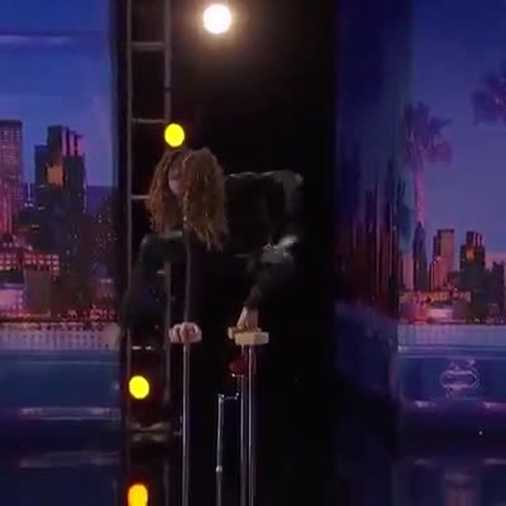 Tato akrobatka šokovala v Talentu úplně všechny! Její tělo je jako bez kostí