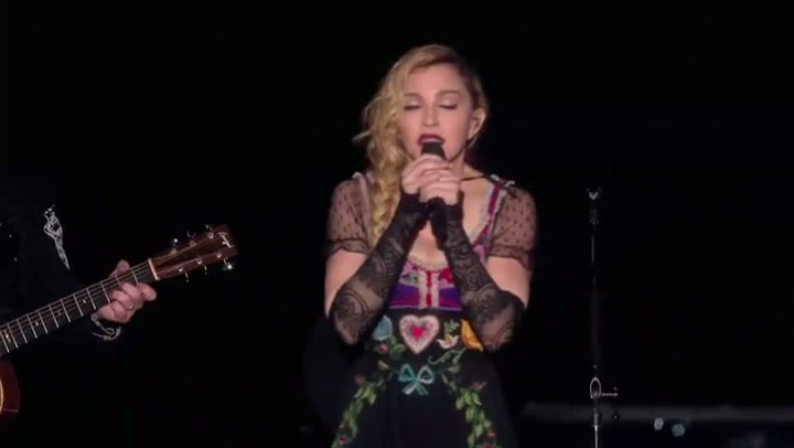 Musíte vídět: Madonna mluvila o pařížských hrůzách a nevydržela to
